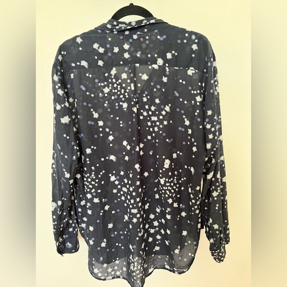 Xirena Alyx Top in Aries Star Print - Picture 6 of 11